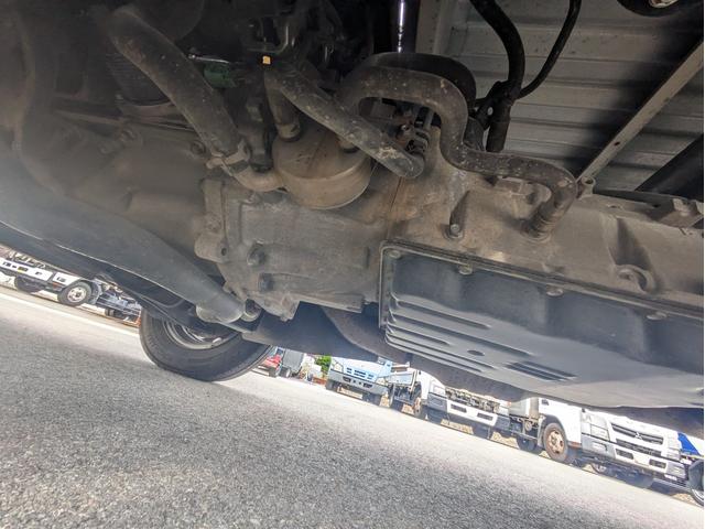 バネットトラック スーパーローDX 積載1t AT 総重量:2,380kg 荷台内寸 長さ:274cm 幅:160cm 高さ:38cm ETC パワーステアリング パワーウインドウ エアコン 排気量:1800cc(29枚目)