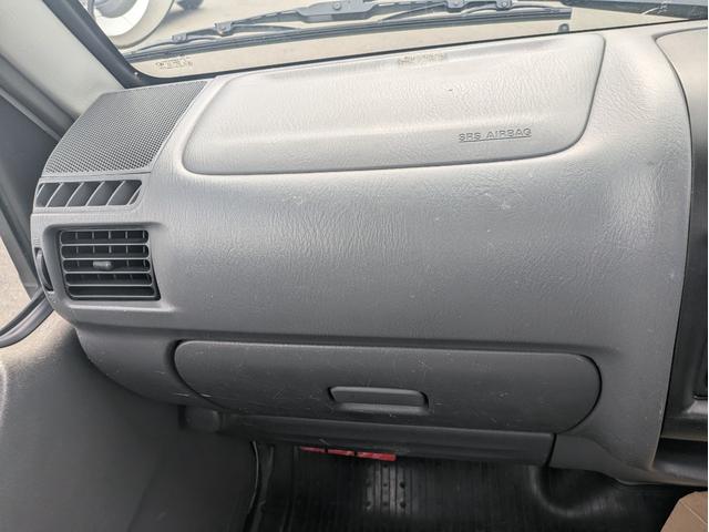 バネットトラック スーパーローDX 積載1t AT 総重量:2,380kg 荷台内寸 長さ:274cm 幅:160cm 高さ:38cm ETC パワーステアリング パワーウインドウ エアコン 排気量:1800cc(33枚目)