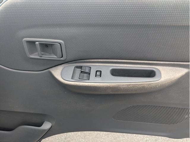 バネットトラック スーパーローDX 積載1t AT 総重量:2,380kg 荷台内寸 長さ:274cm 幅:160cm 高さ:38cm ETC パワーステアリング パワーウインドウ エアコン 排気量:1800cc(46枚目)