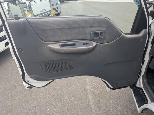 バネットトラック スーパーローDX 積載1t AT 総重量:2,380kg 荷台内寸 長さ:274cm 幅:160cm 高さ:38cm ETC パワーステアリング パワーウインドウ エアコン 排気量:1800cc(49枚目)