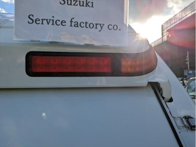 キャンター 　新明和製プレス式塵芥車　４．６立米　積載２．２５ｔ　連続スイッチ　５ＭＴ　車両総重量：６，８２５ｋｇ　ＥＴＣ　バックカメラ　助手席側電動格納ミラー　　路肩灯　フォグランプ　パワーウインドウ（31枚目）