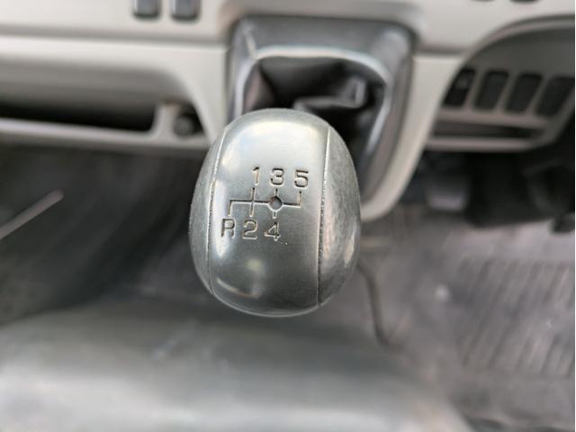 キャンター 　新明和製プレス式塵芥車　４．６立米　積載２．２５ｔ　連続スイッチ　５ＭＴ　車両総重量：６，８２５ｋｇ　ＥＴＣ　バックカメラ　助手席側電動格納ミラー　　路肩灯　フォグランプ　パワーウインドウ（49枚目）