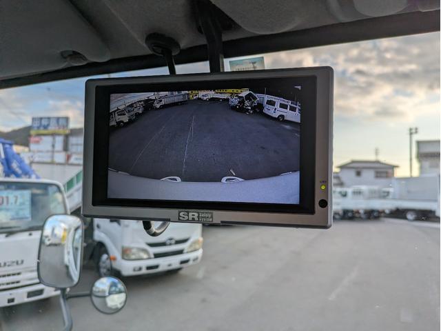 キャンター 　新明和製プレス式塵芥車　４．６立米　積載２．２５ｔ　連続スイッチ　５ＭＴ　車両総重量：６，８２５ｋｇ　ＥＴＣ　バックカメラ　助手席側電動格納ミラー　　路肩灯　フォグランプ　パワーウインドウ（50枚目）