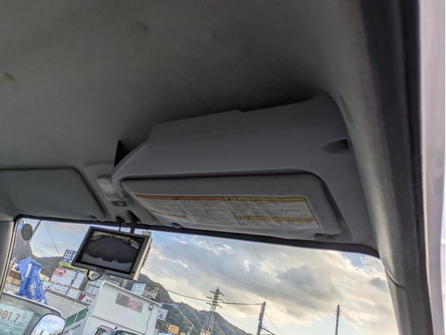 キャンター 　新明和製プレス式塵芥車　４．６立米　積載２．２５ｔ　連続スイッチ　５ＭＴ　車両総重量：６，８２５ｋｇ　ＥＴＣ　バックカメラ　助手席側電動格納ミラー　　路肩灯　フォグランプ　パワーウインドウ（64枚目）