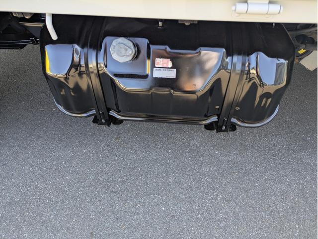 タイタントラック ワイドロー 積載1.5t AT 荷台内寸 長さ:310cm 幅:161cm 高さ:38cm ETC アイドリングストップ キーレスリモコン 助手席側電動格納ミラー パワーウインドウ パワステ オートマチック(24枚目)