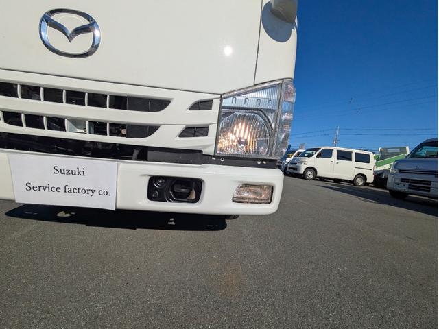 タイタントラック ワイドロー 積載1.5t AT 荷台内寸 長さ:310cm 幅:161cm 高さ:38cm ETC アイドリングストップ キーレスリモコン 助手席側電動格納ミラー パワーウインドウ パワステ オートマチック(30枚目)