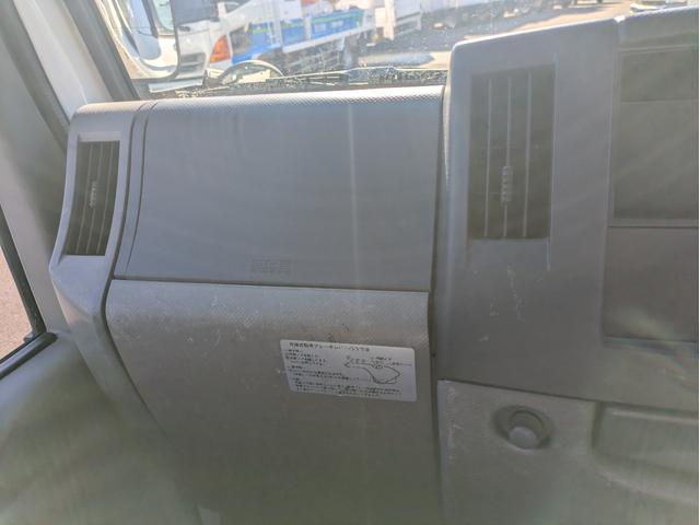 タイタントラック ワイドロー 積載1.5t AT 荷台内寸 長さ:310cm 幅:161cm 高さ:38cm ETC アイドリングストップ キーレスリモコン 助手席側電動格納ミラー パワーウインドウ パワステ オートマチック(44枚目)