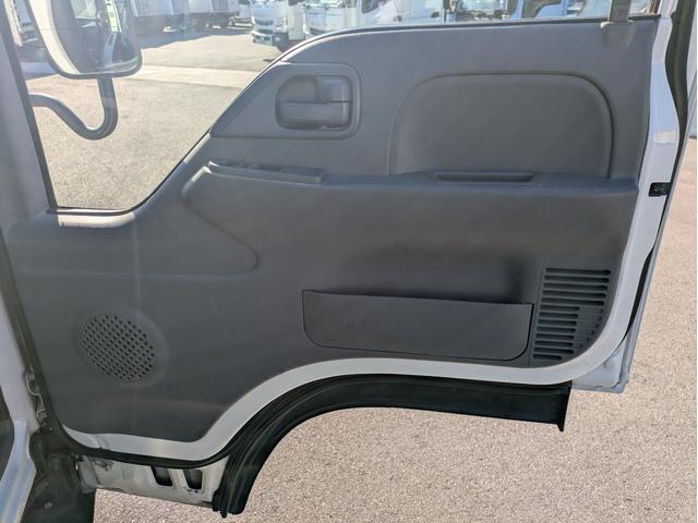 タイタントラック ワイドロー 積載1.5t AT 荷台内寸 長さ:310cm 幅:161cm 高さ:38cm ETC アイドリングストップ キーレスリモコン 助手席側電動格納ミラー パワーウインドウ パワステ オートマチック(49枚目)