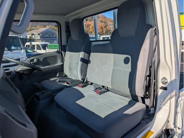 タイタントラック ワイドロー 積載1.5t AT 荷台内寸 長さ:310cm 幅:161cm 高さ:38cm ETC アイドリングストップ キーレスリモコン 助手席側電動格納ミラー パワーウインドウ パワステ オートマチック(57枚目)