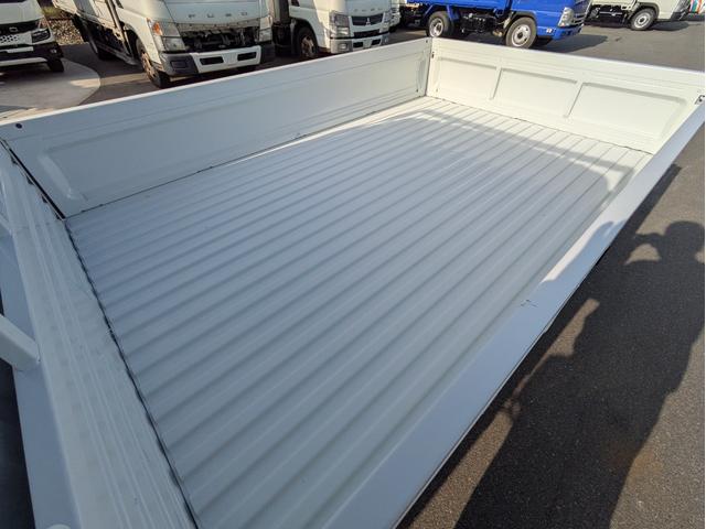 MAZDA BONGO TRUCK DX