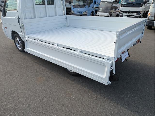 MAZDA BONGO TRUCK DX