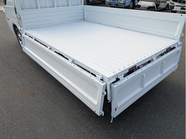 MAZDA BONGO TRUCK DX