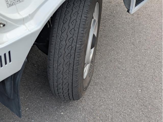 MAZDA BONGO TRUCK DX