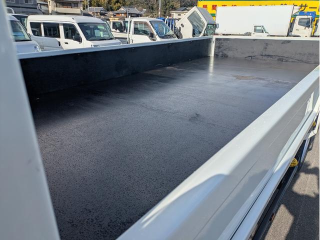 キャンター ロング　積載４．６５ｔ　荷台内寸　長さ：４３５ｃｍ　幅：２０９ｃｍ　高さ：３８ｃｍ　キーレスリモコン　バックカメラ　ＥＴＣ　パワーステアリング　パワーウインドウ　セイコーラック　助手席側電動格納ミラー（14枚目）