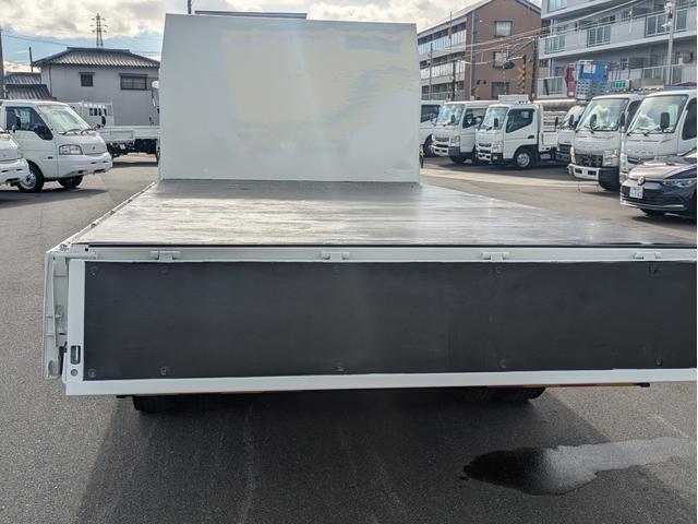 キャンター ロング　積載４．６５ｔ　荷台内寸　長さ：４３５ｃｍ　幅：２０９ｃｍ　高さ：３８ｃｍ　キーレスリモコン　バックカメラ　ＥＴＣ　パワーステアリング　パワーウインドウ　セイコーラック　助手席側電動格納ミラー（24枚目）