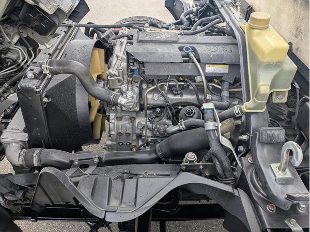 キャンター ロング　積載４．６５ｔ　荷台内寸　長さ：４３５ｃｍ　幅：２０９ｃｍ　高さ：３８ｃｍ　キーレスリモコン　バックカメラ　ＥＴＣ　パワーステアリング　パワーウインドウ　セイコーラック　助手席側電動格納ミラー（39枚目）