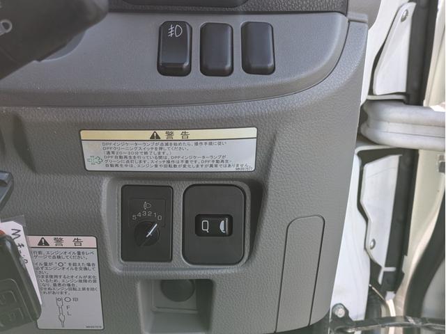 キャンター ロング　積載４．６５ｔ　荷台内寸　長さ：４３５ｃｍ　幅：２０９ｃｍ　高さ：３８ｃｍ　キーレスリモコン　バックカメラ　ＥＴＣ　パワーステアリング　パワーウインドウ　セイコーラック　助手席側電動格納ミラー（52枚目）