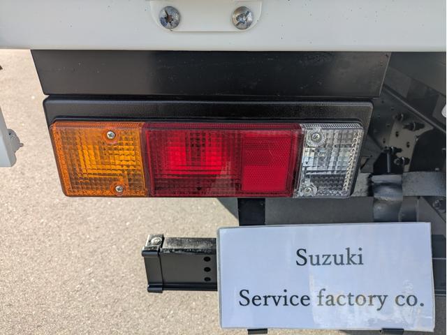 キャンター 　積載３．５ｔ　５ＭＴ　荷台内寸　長さ：５００ｃｍ　幅：２０９ｃ　高さ：３８ｃｍ　車両総重量：６，９２５ｋｇ　ＥＴＣ　セイコーラック　パワーウインドウ　パワーステアリング　助手席側電動格納ミラー（25枚目）