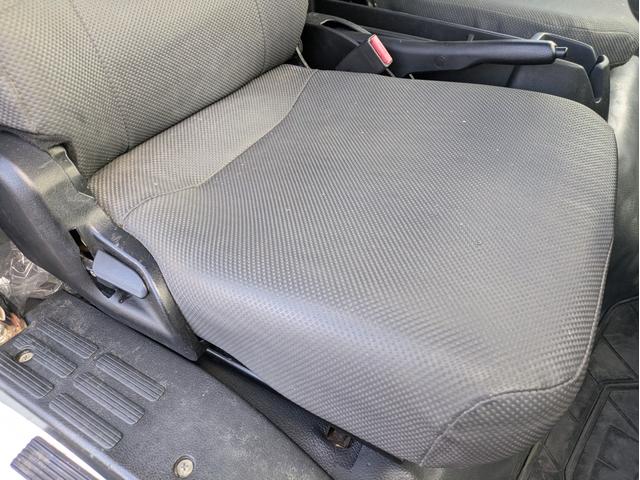 キャンター 　積載３．５ｔ　５ＭＴ　荷台内寸　長さ：５００ｃｍ　幅：２０９ｃ　高さ：３８ｃｍ　車両総重量：６，９２５ｋｇ　ＥＴＣ　セイコーラック　パワーウインドウ　パワーステアリング　助手席側電動格納ミラー（41枚目）