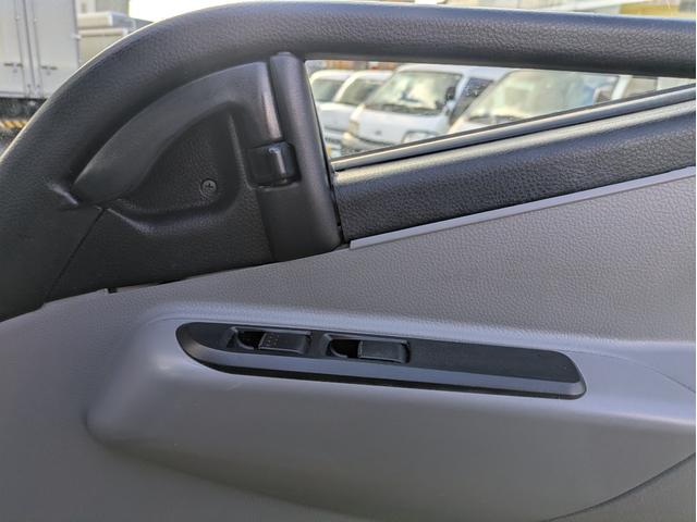 キャンター 　積載３．５ｔ　５ＭＴ　荷台内寸　長さ：５００ｃｍ　幅：２０９ｃ　高さ：３８ｃｍ　車両総重量：６，９２５ｋｇ　ＥＴＣ　セイコーラック　パワーウインドウ　パワーステアリング　助手席側電動格納ミラー（47枚目）