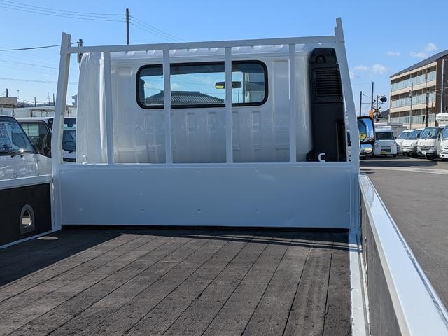 デュトロ ベースグレード　ワイドロング　積載１．９ｔ　ＡＴ　ロープトンネル４対　車両総重量：４，９８５ｋｇ　荷台内寸　長さ：４３２ｃｍ　幅：２１１ｃｍ　高さ：３８ｃｍ　セイコーラック　ＥＴＣ　　パワーステアリング（50枚目）