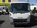 エルフトラック 　積載２ｔ　ＡＴ　須河車体ボトルカー　パワーウインドウ　パワーステアリング　エアコン　アイドリングストップ　左電格ミラー　ディーゼル車（2枚目）