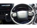 Ｗキャブ全低床　積載２ｔ　極東製垂直パワーゲート　Ｖ６０１　衝突軽減ブレーキ　車線逸脱警報装置　ＬＥＤヘッドライト＆ＬＥＤフォグ　フル液晶メーター　ステアリングスイッチ　交通標識認識機能　リアビューカメラ（26枚目）