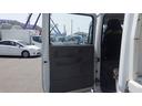 Ｗキャブ全低床　積載２ｔ　ＡＴ　ロープ穴２対　ロープフック２対　車両総重量　４，６８０Ｋｇ　荷台内寸　長さ：２１０ｃｍ　幅：１６０ｃｍ　高さ：３８ｃｍ　左電格ミラー　キーレス　ＥＴＣ（51枚目）