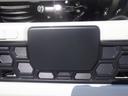 全低床　４ＷＤ　積載２ｔ　ＡＴ　衝突軽減ブレーキ　車線逸脱警報　左電格ミラー　ＬＥＤヘッドライト＆ＬＥＤフォグランプ　フル液晶メーター　ステアリングスイッチ　交通標識認識機能　リアビューカメラ　スマートキー（38枚目）