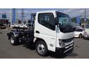 キャンター 　積載３ｔ　アームロール　脱着装置付コンテナ専用車　新明和工業　５ＭＴ　４ナンバー　衝突軽減ブレーキ　車線逸脱警報　ＬＥＤヘッドライト　ＬＥＤフォグランプ　フル液晶メーター　ステアリングスイッチ（4枚目）