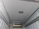 ベースグレード　積載１．８５ｔ　低温冷蔵冷凍車　－３０℃設定　ＡＴ　荷台内寸　長さ：３００ｃｍ　幅：１６６ｃｍ　高さ：１７１ｃｍ　ＥＴＣ　バックカメラ　助手席側電動格納ミラー　パワーステアリング　パワーウインドウ（46枚目）