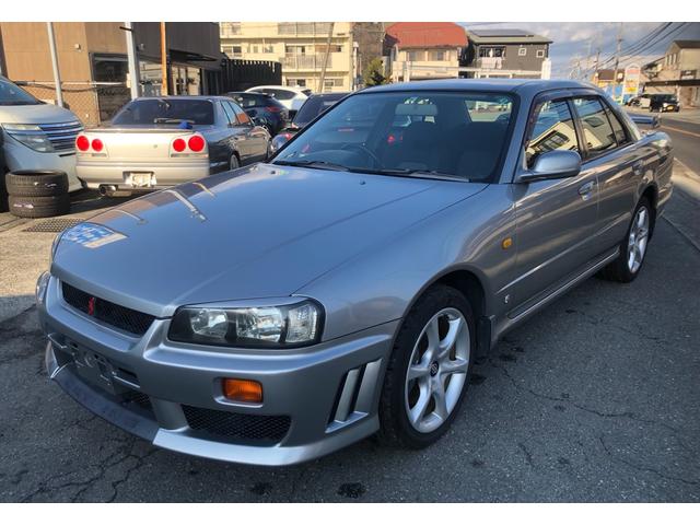 スカイライン ２５ＧＴ－Ｖ　前期　アルティアバンパー　純正ビスカスＬＳＤ　ナビ　ＴＶ　ＡＢＳ　エアコン　パワステ　パワーウィンド　アルミホイール（10枚目）
