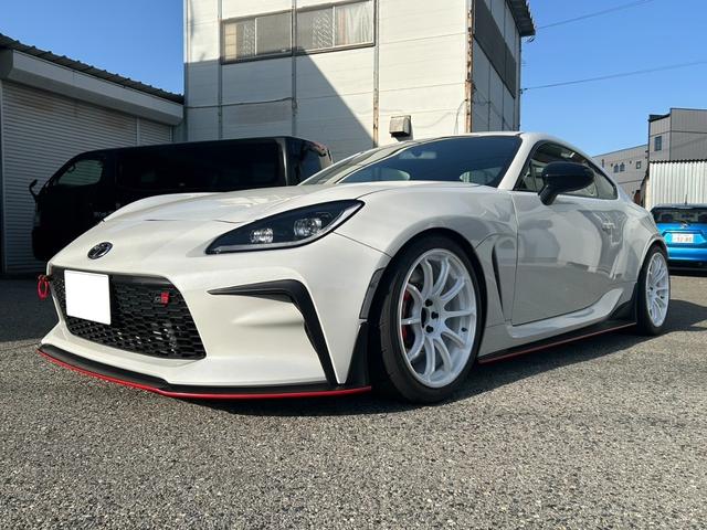 ＧＲ８６ ＲＣ　トラストＴ６２０Ｚターボキット、インタークーラー、オイルクーラー、アルミラジエター、車高調、リアアーム、ＨＫＳクラッチ、Ｄ２モノブロックキャリパー、トラストマフラー、ＭＡＸ　ＯＲＩＤＯエアロ（4枚目）