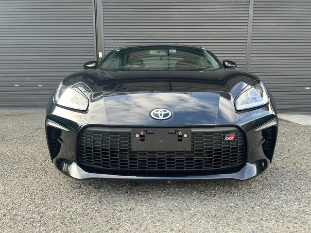 ＧＲ８６ ＲＺ　６速ＭＴ　ＨＫＳマフラー　ＨＫＳコールドエアインテーク　テイン車高調　ヨコハマ１８インチホイールＲＳ３　９インチナビ　バックカメラ　ＥＴＣ２．０　前後ドラレコ　　シートヒーター　クルーズコントロール（2枚目）
