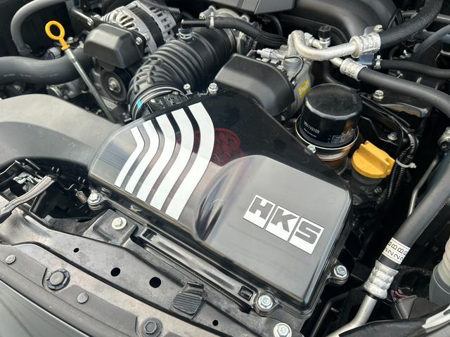 ＧＲ８６ ＲＺ　６速ＭＴ　ＨＫＳマフラー　ＨＫＳコールドエアインテーク　テイン車高調　ヨコハマ１８インチホイールＲＳ３　９インチナビ　バックカメラ　ＥＴＣ２．０　前後ドラレコ　　シートヒーター　クルーズコントロール（13枚目）