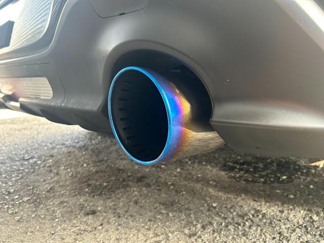 ＧＲ８６ ＲＺ　６速ＭＴ　ＨＫＳマフラー　ＨＫＳコールドエアインテーク　テイン車高調　ヨコハマ１８インチホイールＲＳ３　９インチナビ　バックカメラ　ＥＴＣ２．０　前後ドラレコ　　シートヒーター　クルーズコントロール（17枚目）