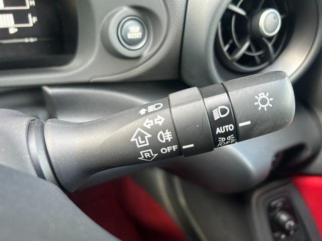 ＧＲ８６ ＲＺ　６速ＭＴ　ＨＫＳマフラー　ＨＫＳコールドエアインテーク　テイン車高調　ヨコハマ１８インチホイールＲＳ３　９インチナビ　バックカメラ　ＥＴＣ２．０　前後ドラレコ　　シートヒーター　クルーズコントロール（26枚目）