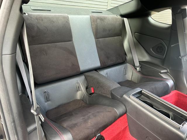 ＧＲ８６ ＲＺ　６速ＭＴ　ＨＫＳマフラー　ＨＫＳコールドエアインテーク　テイン車高調　ヨコハマ１８インチホイールＲＳ３　９インチナビ　バックカメラ　ＥＴＣ２．０　前後ドラレコ　　シートヒーター　クルーズコントロール（43枚目）