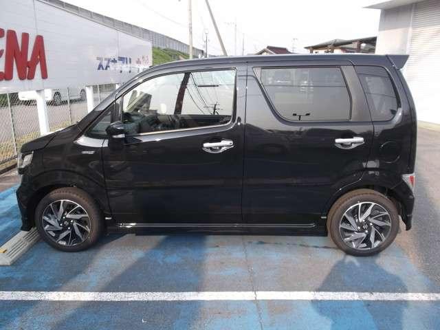 25周年記念車 HYBRID FZリミテッド(5枚目)