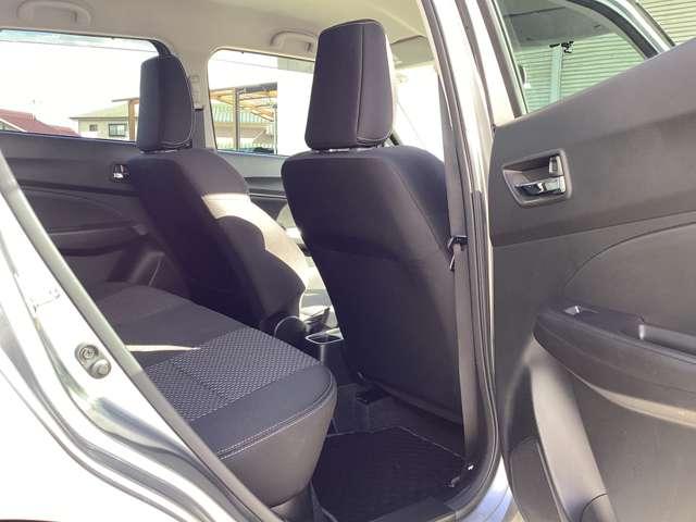 �㕔�V�[�g�́A���݂�����A�O�ȃV�[�g���ɁA�ܐ悪����X�y�[�X���m�ۂ���Ă���A�R���p�N�g�ȁA�f�U�C���ł����A���\�A�L�������܂���