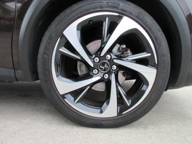 DS7クロスバック グランシック ブルーHDi グランシック ブルーHDi パノラマルーフ バックカメラ ETC 電動リアゲート レザーシート LEDヘッドランプ ワンオーナー ユーザー下取車 パノラマルーフ レザーシート バックカメラ ETC(20枚目)