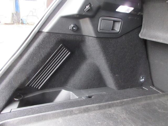 DS7クロスバック グランシック ブルーHDi グランシック ブルーHDi パノラマルーフ バックカメラ ETC 電動リアゲート レザーシート LEDヘッドランプ ワンオーナー ユーザー下取車 パノラマルーフ レザーシート バックカメラ ETC(53枚目)