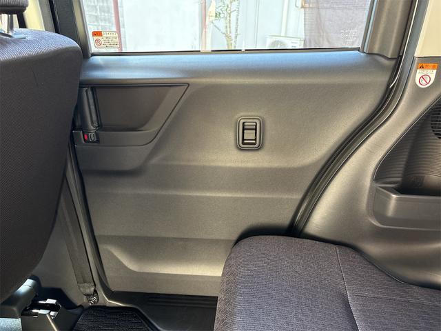 ムーヴ ＲＳ　スライドドアのムーブターボ車！（22枚目）