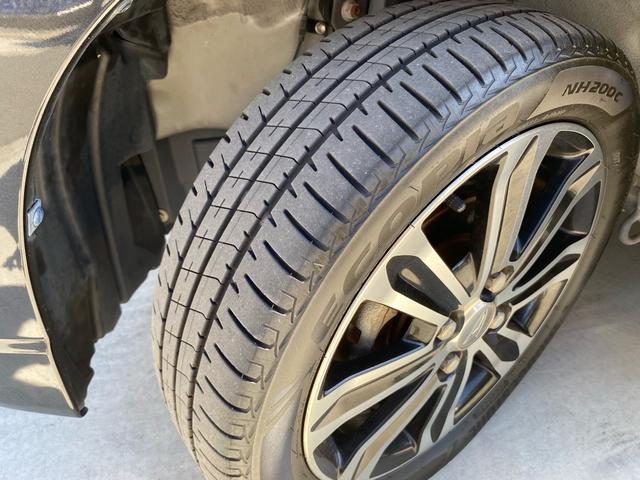 タント カスタムＲＳ　トップエディションＳＡＩＩ　両側電動スライドドア／黒半革／ナビ、地デジ／ＬＥＤ／衝突軽減ブレーキ／スマートキー／プッシュスタート（7枚目）