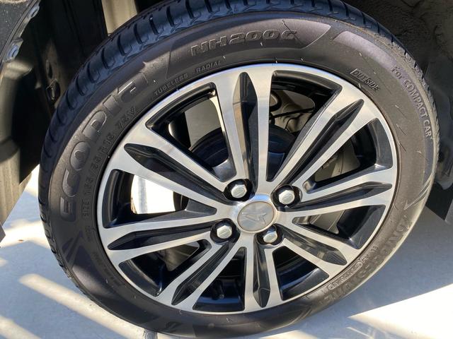 タント カスタムＲＳ　トップエディションＳＡＩＩ　両側電動スライドドア／黒半革／ナビ、地デジ／ＬＥＤ／衝突軽減ブレーキ／スマートキー／プッシュスタート（9枚目）