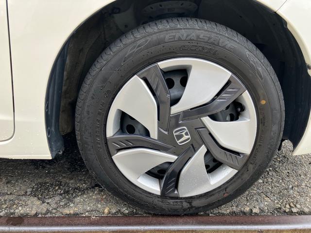 フィットハイブリッド Ｌパッケージ　スマートキー　ＥＴＣ　　純正ナビＴＶ　　ハーフレザーシート　プライバシーガラス（14枚目）