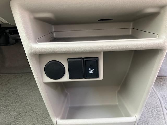 アルトラパン Ｌ　パイオニアカーナビテレビ　プッシュスタート　シートヒーター　ＥＴＣ　運転支援（8枚目）