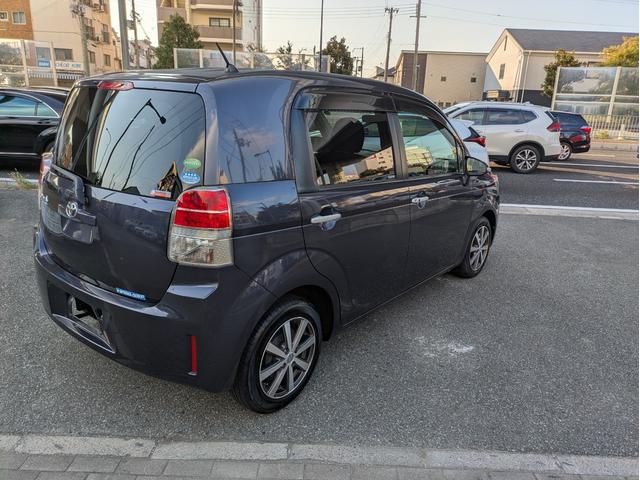 スペイド F プッシュスタート スマートキー 純正ナビ&テレビ バックカメラ ETC 社外アルミホイール 電動格納式ドアミラー パワステ パワーウインドー エアコン(4枚目)