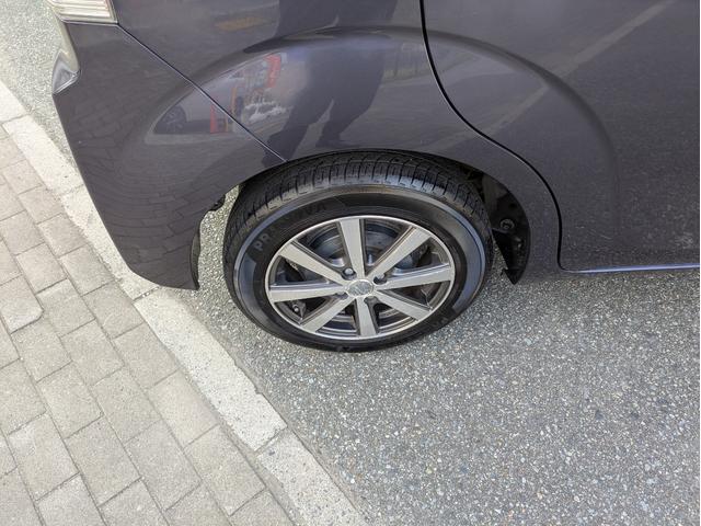 スペイド F プッシュスタート スマートキー 純正ナビ&テレビ バックカメラ ETC 社外アルミホイール 電動格納式ドアミラー パワステ パワーウインドー エアコン(7枚目)