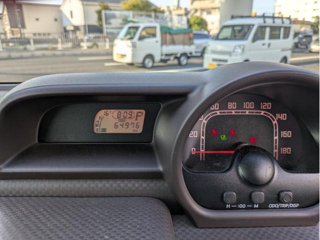 スペイド F プッシュスタート スマートキー 純正ナビ&テレビ バックカメラ ETC 社外アルミホイール 電動格納式ドアミラー パワステ パワーウインドー エアコン(12枚目)